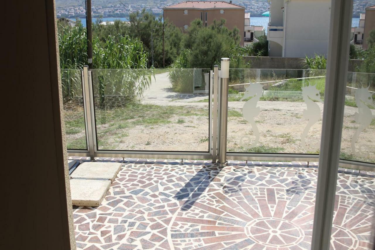 Apartmani Subasic Pag Town Exterior photo